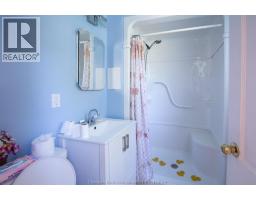 149 Tweedsmuir AVENUE West - 11