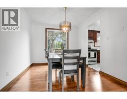 44 Pamela CRESCENT - 17