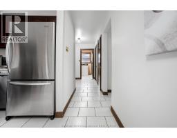 44 Pamela CRESCENT - 21