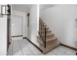 44 Pamela CRESCENT - 26