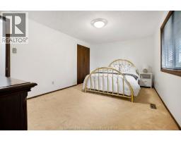44 Pamela CRESCENT - 28