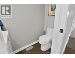 71 CLARA CRESCENT - 13