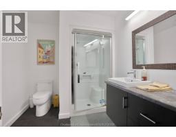 71 CLARA CRESCENT - 16