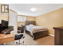 71 CLARA CRESCENT - 20