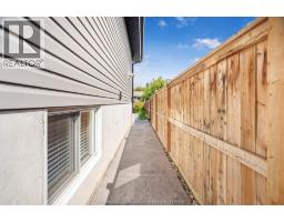 71 CLARA CRESCENT - 26