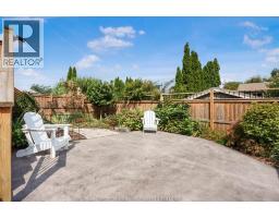 71 CLARA CRESCENT - 27
