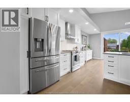 71 CLARA CRESCENT - 6