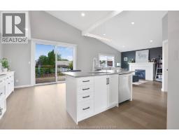 71 CLARA CRESCENT - 7