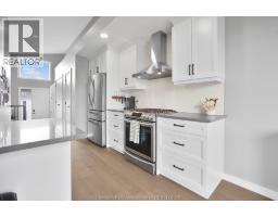 71 CLARA CRESCENT - 8