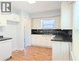 10 Meadowlea ROAD - 8