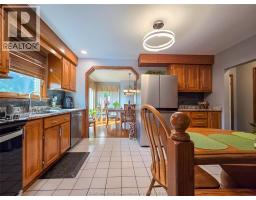 164 LLYDICAN AVENUE - 13