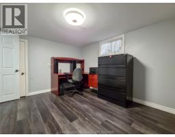 164 LLYDICAN AVENUE - 36