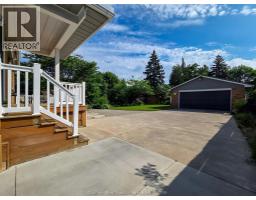 164 LLYDICAN AVENUE - 40