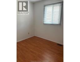 104 Randolf CRESCENT - 14