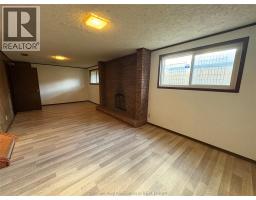 104 Randolf CRESCENT - 18