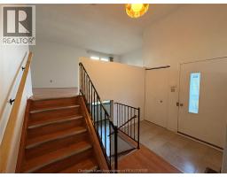 104 Randolf CRESCENT - 3
