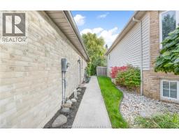 36 Garden Path - 43