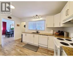 51 Tweedsmuir AVENUE East - 9