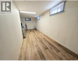 112 Churchill STREET - 31