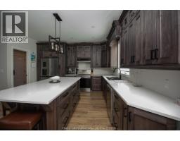 4011 DUFFERIN AVENUE - 7