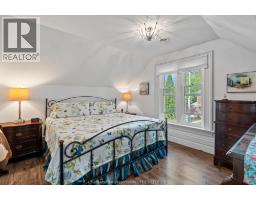 32 St Andrew STREET South - 33