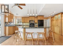 42 LINCOLN ROAD - 15