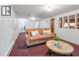 15 ANNE MARIE DRIVE - 27