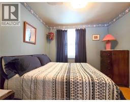 71 Taylor AVENUE North East - 28