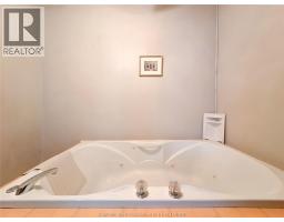 71 Taylor AVENUE North East - 33