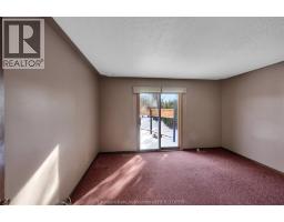 234 Wellington STREET - 18