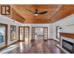 234 Wellington STREET - 3