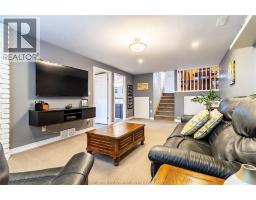 52 FARMHOUSE PLACE - 17