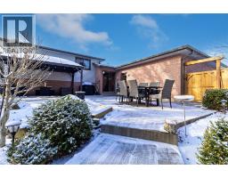 52 FARMHOUSE PLACE - 38