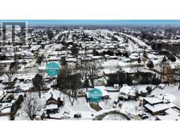 52 FARMHOUSE PLACE - 45