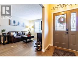 52 FARMHOUSE PLACE - 6