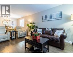 52 FARMHOUSE PLACE - 8