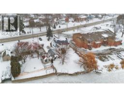 204 Margaret AVENUE - 38