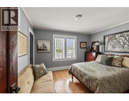 243 Chatham STREET South - 36