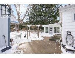 412 GREGORY DRIVE East - 14