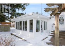 412 GREGORY DRIVE East - 15