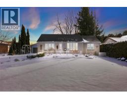 412 GREGORY DRIVE East - 2