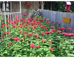 412 GREGORY DRIVE East - 46