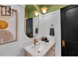 11 Victoria AVENUE - 17