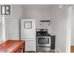 11 Victoria AVENUE - 35