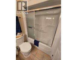 60 ENCLAVE PLACE - 24