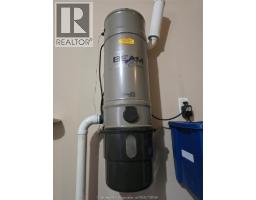 60 ENCLAVE PLACE - 32