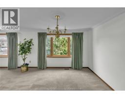 137 Oxley DRIVE - 11