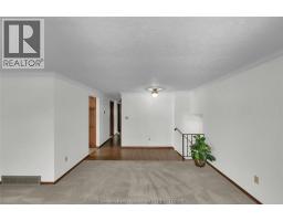 137 Oxley DRIVE - 15