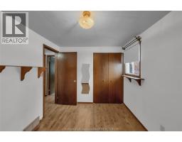 137 Oxley DRIVE - 22