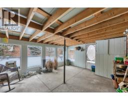 137 Oxley DRIVE - 41